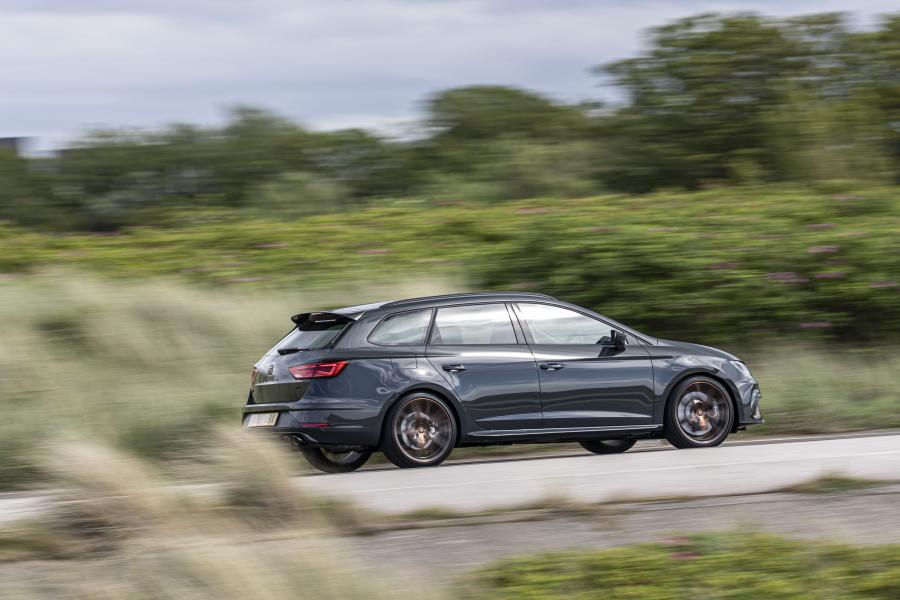  Seat Leon Cupra R ST (5F) 2019 года  (UK) (фото 30 из 40)